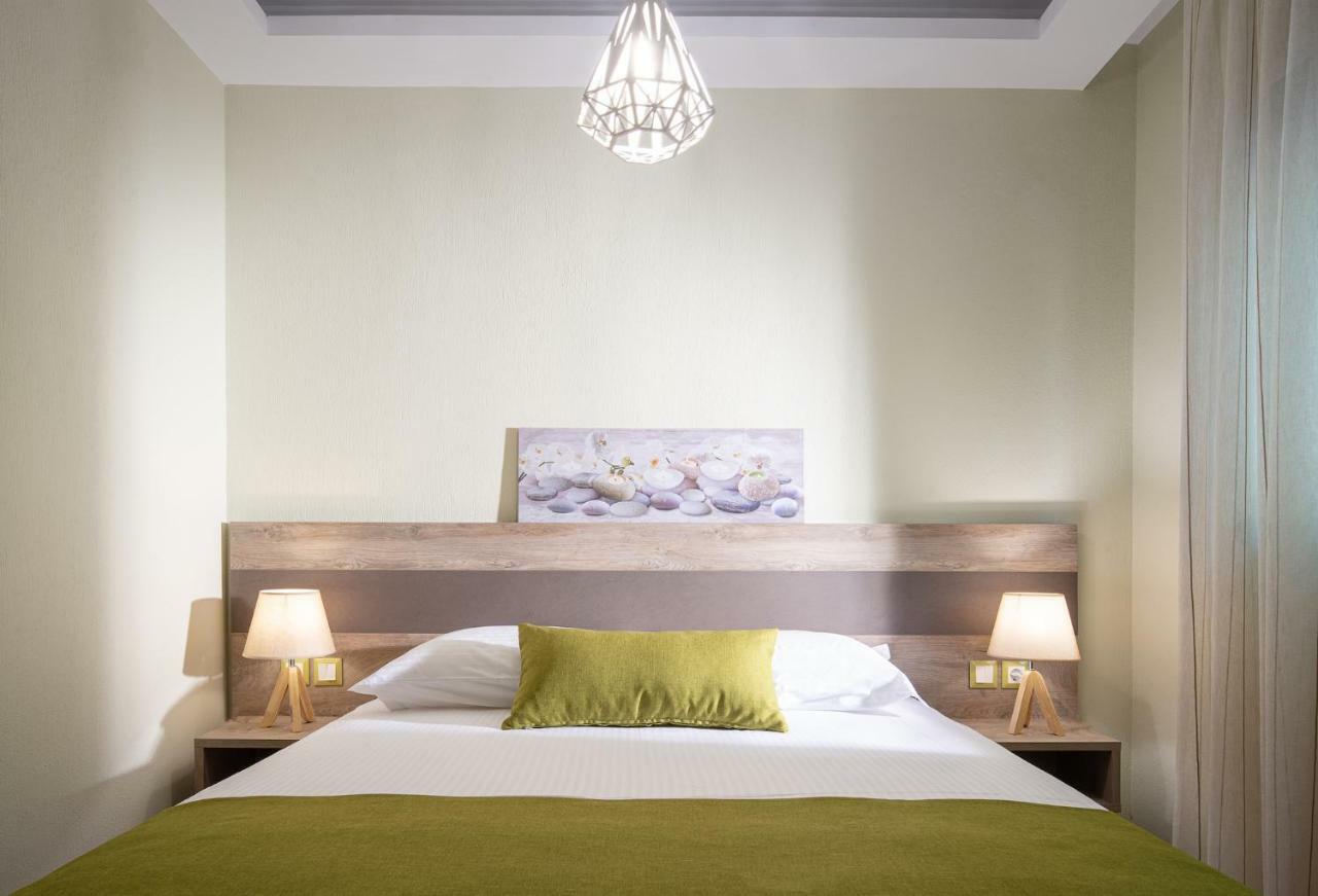 Aelia Suites Valtí Buitenkant foto