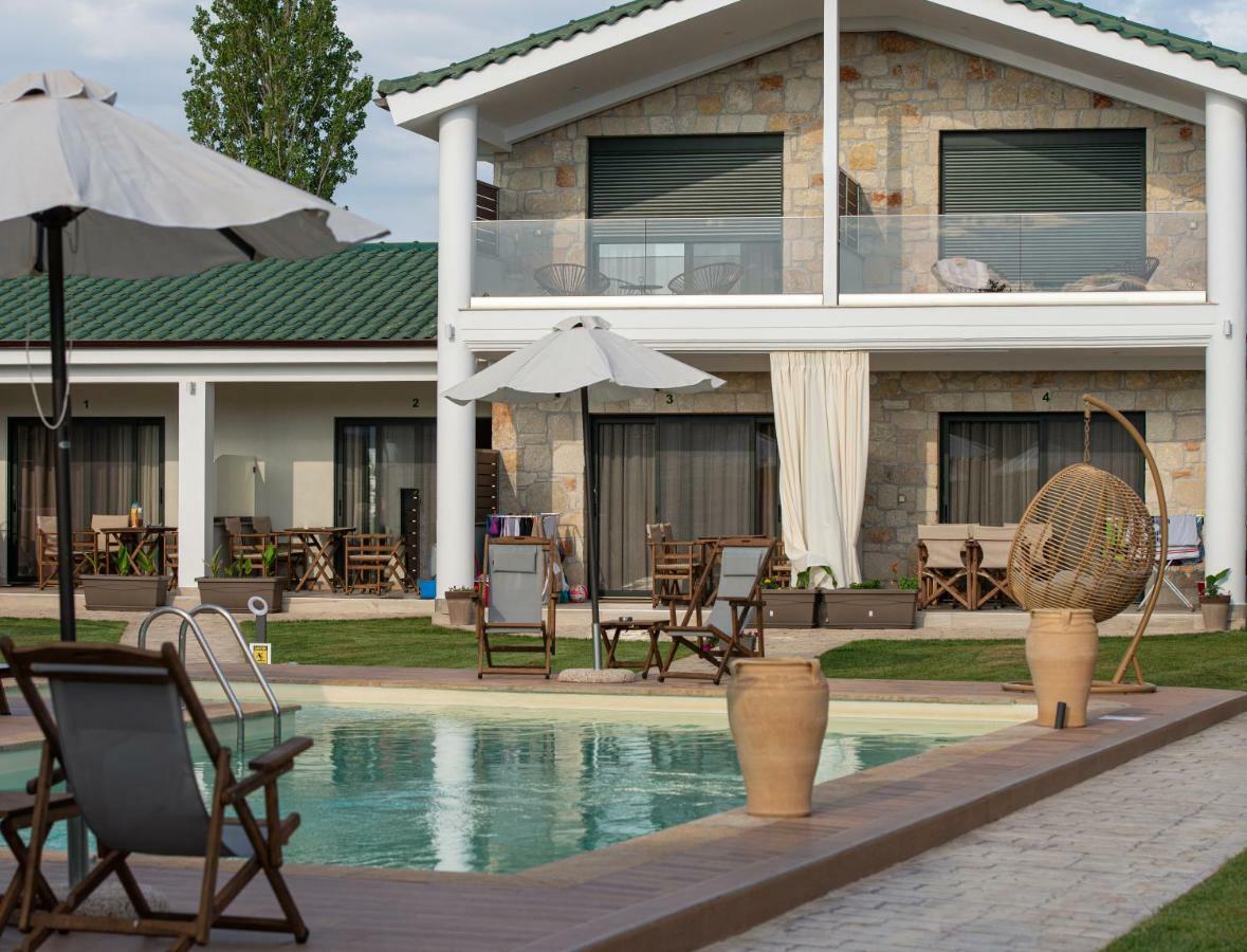 Aelia Suites Valtí Buitenkant foto
