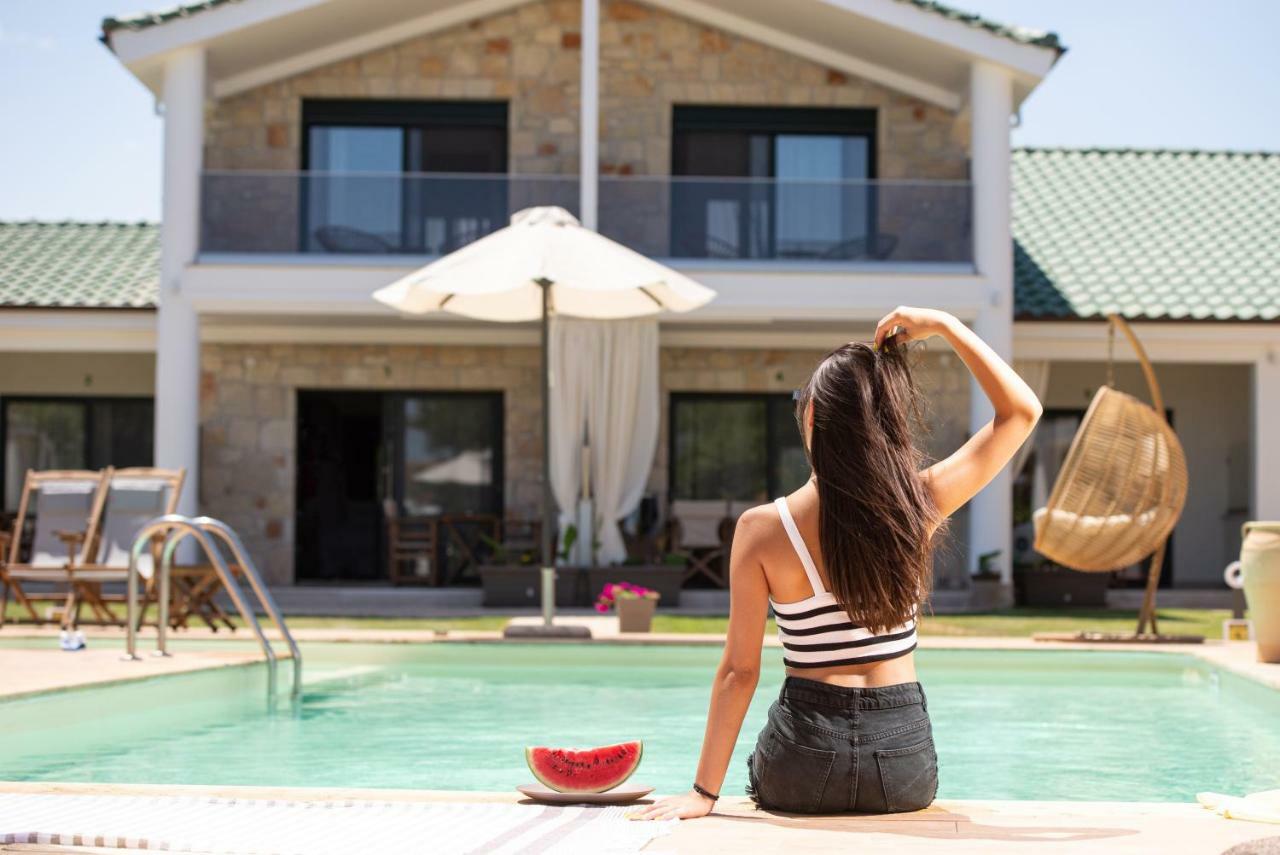Aelia Suites Valtí Buitenkant foto