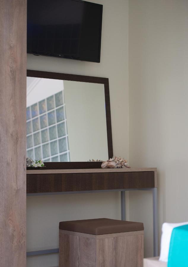 Aelia Suites Valtí Buitenkant foto