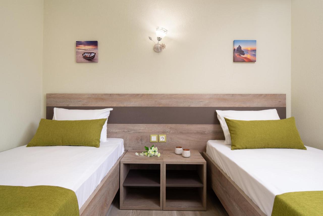 Aelia Suites Valtí Buitenkant foto