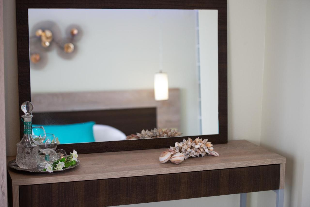 Aelia Suites Valtí Buitenkant foto